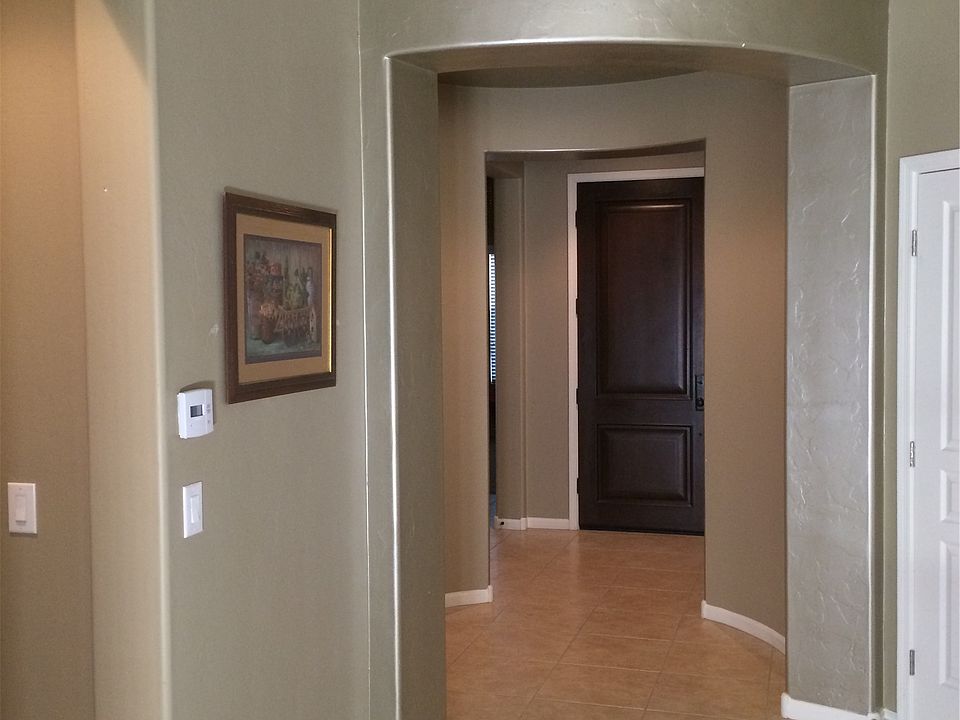 Entry corridor