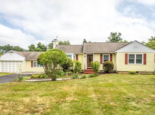 40 Old Orchard Rd, Easton, CT 06612