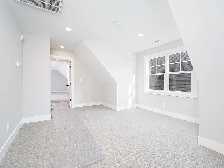 217 Bentley Grove Way — Photo 5