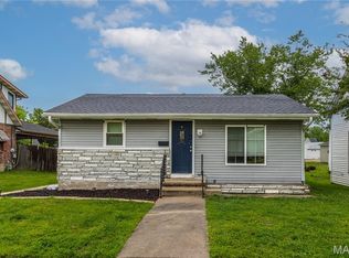 219 W Davidson Ave, Chaffee, MO 63740