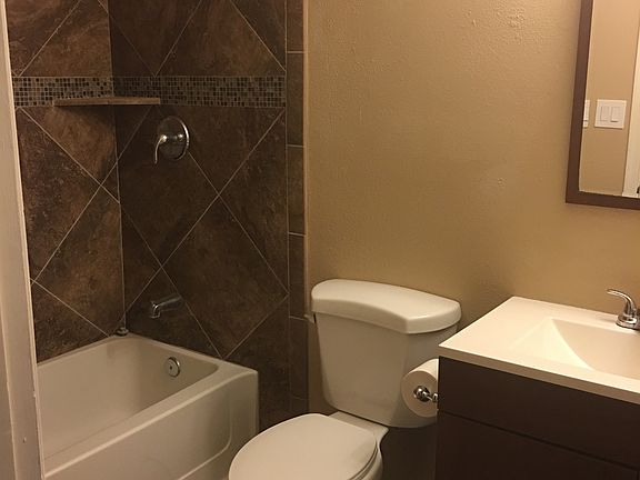 3rd image of 1532 E Julep Cir