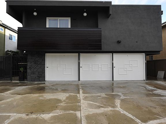 3rd image of 12240 Pacific Ave APT 14
