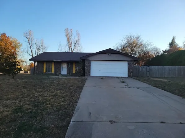 148 Lora Ln, Lawton, OK 73507