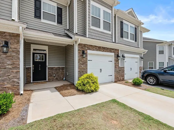 319 Sudduth Farms Dr, Greer, SC 29650