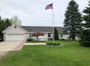 8720 W Puetz Rd, Franklin, WI 53132