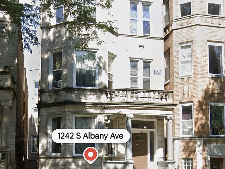 1242 S Albany Ave #1R — Photo 1