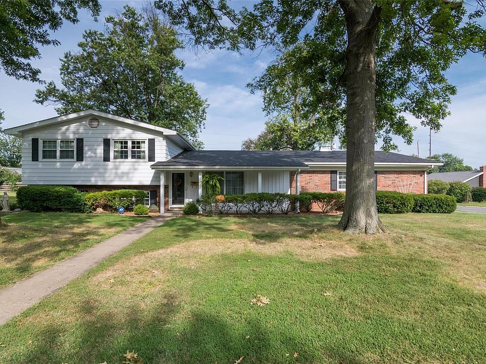 1st image of 601 Sunset Dr