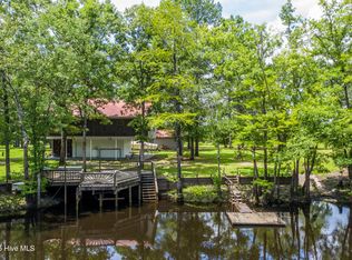 728 Albert Beatty Ln, Harrells, NC 28444