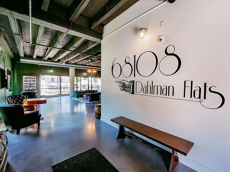 Dahlman Flats — Photo 19