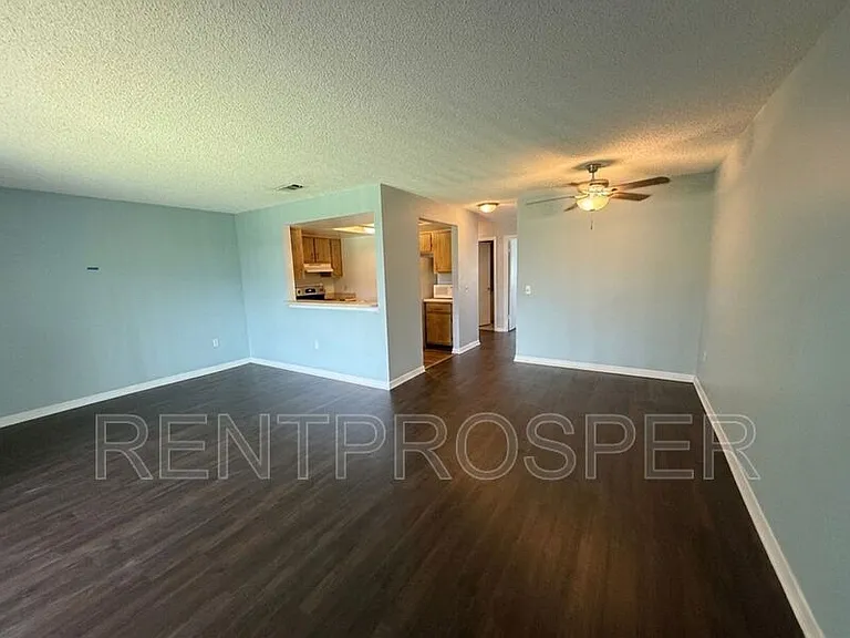 1054 Mollie Ln #M054 — Photo 8