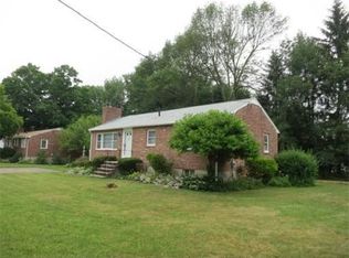 3 Wildwood Dr, Milford, MA 01757