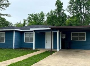 3270 Christopher St, Beaumont, TX 77708