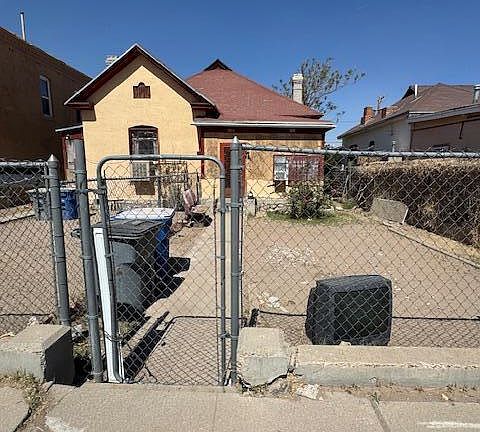 2nd image of 1313 Myrtle Ave