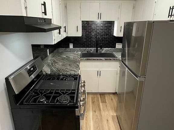 3rd image of 412 N 4th St #4