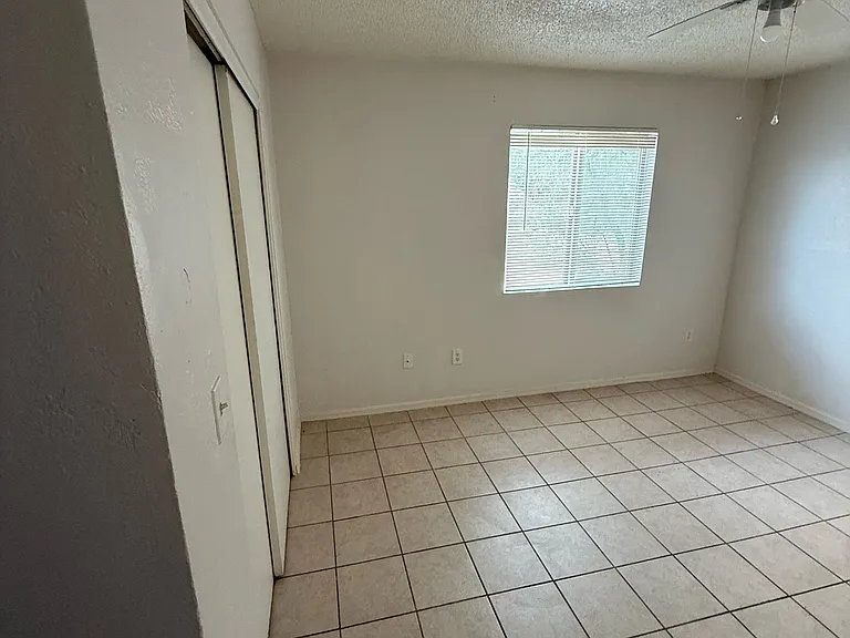 151 N Palo Verde Dr #7 — Photo 11