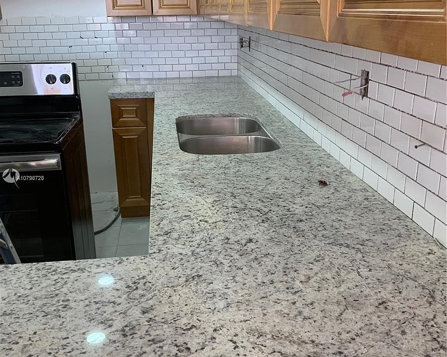 1st image of 10090 NW 80th Ct APT 1548