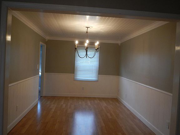 4th image of 905 Nahant Ct