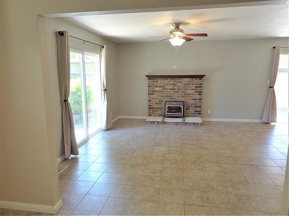 5th image of 8710 Algonquin Way