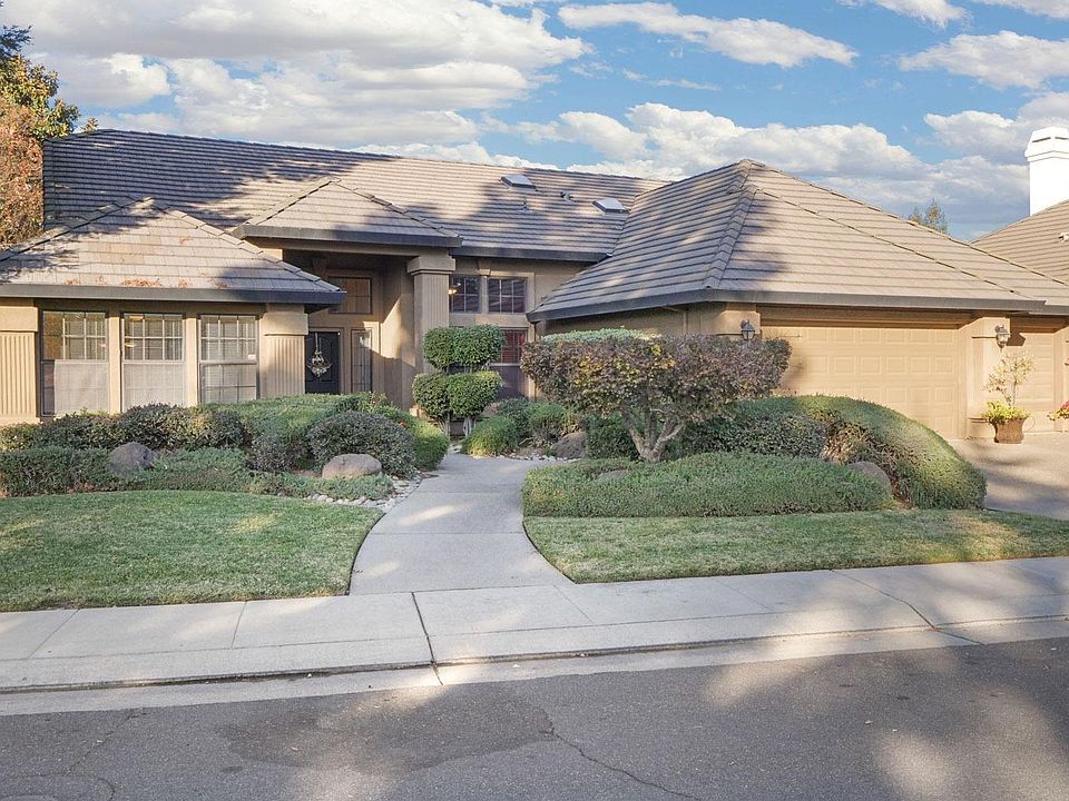 1st image of 23 Ramblewood Way
