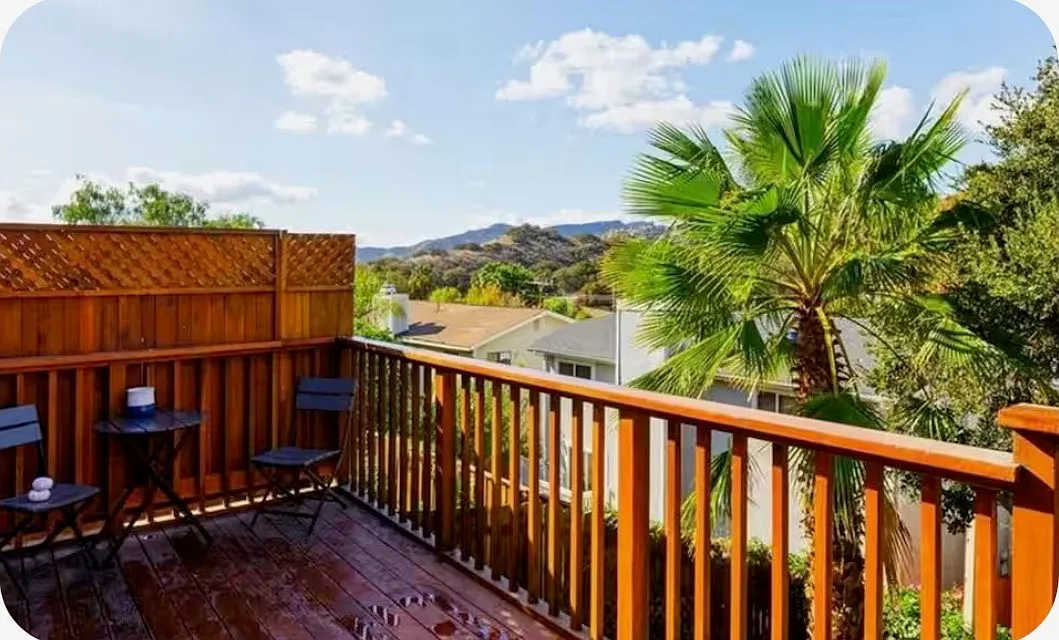 3 bed, 1350 sqft, $4,200 — Photo 1