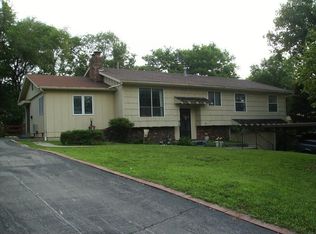 315 Clairmont Pl, Fort Scott, KS 66701