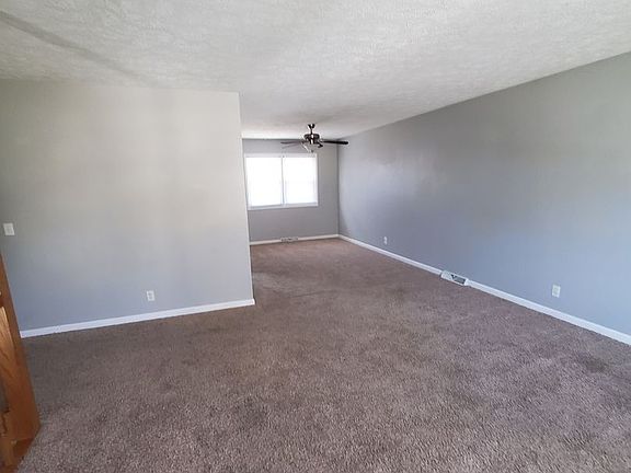 4th image of 3900 Rolling Wood Ct
