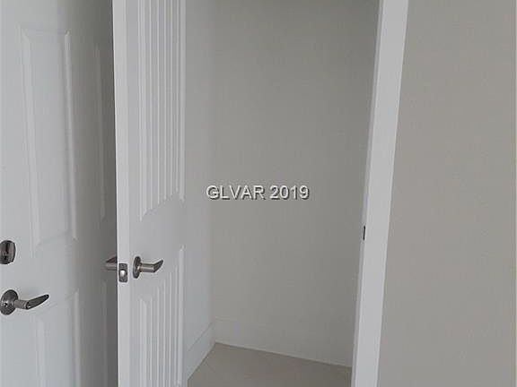 4th image of 121 Romero Dr