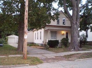 1114 67th St, Kenosha, WI 53143