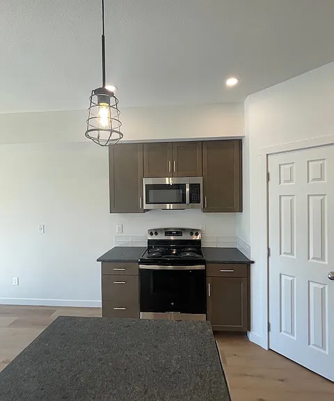1502 SE Landen Dr #A — Photo 5