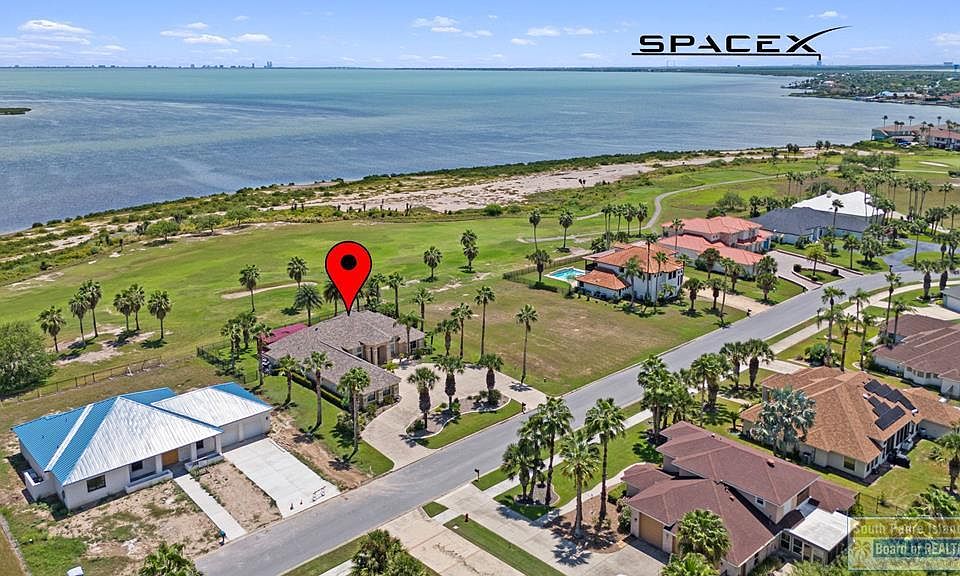1st image of 22 Laguna Madre Dr