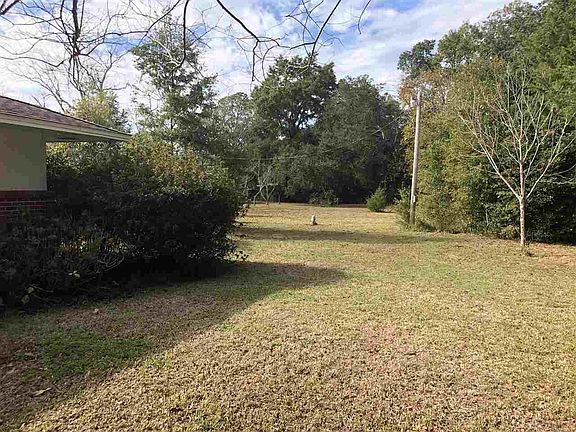 4th image of 416 E Schubert Dr