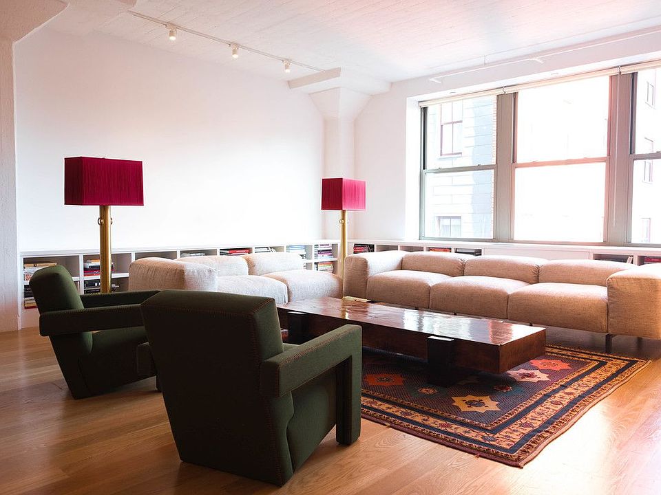 1st image of 25 N Moore St APT 8A