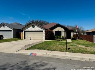 9835 Diamond Cliff Dr, Helotes, TX 78023