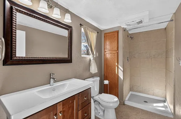 3223 Topeka St — Photo 22