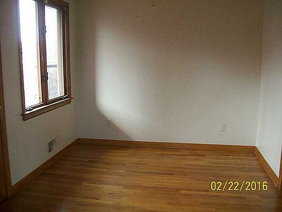 5th image of 3822 Elmwood Ave