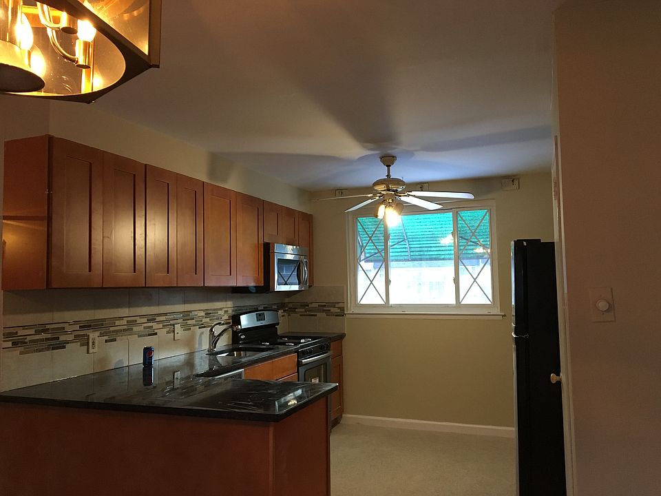 2nd image of 1309 N 12th St