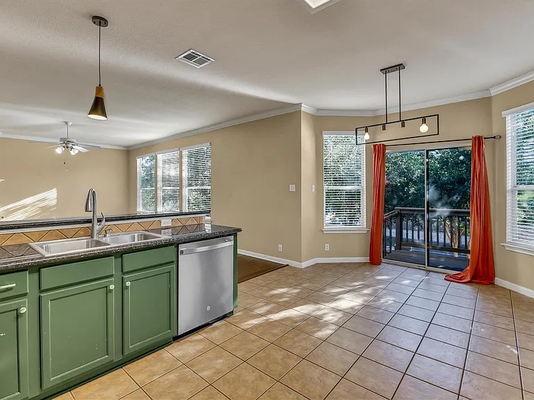 2132 Faldo Ln — Photo 13