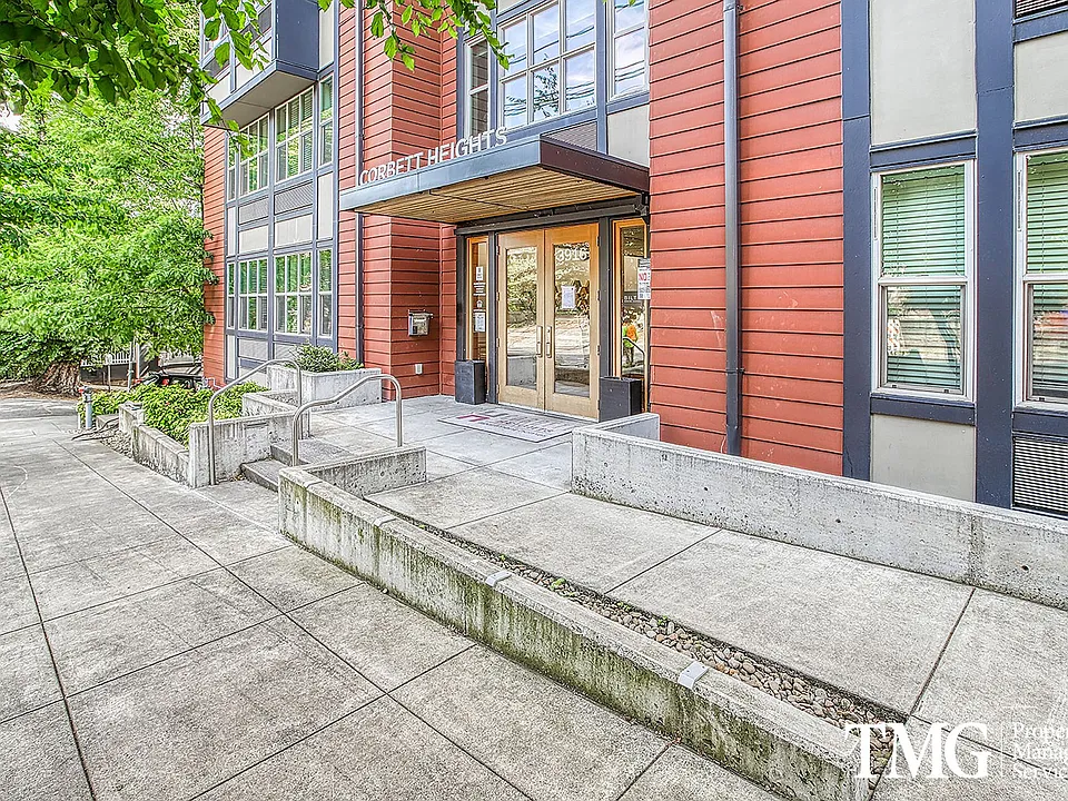 Corbett Heights Apartment Homes