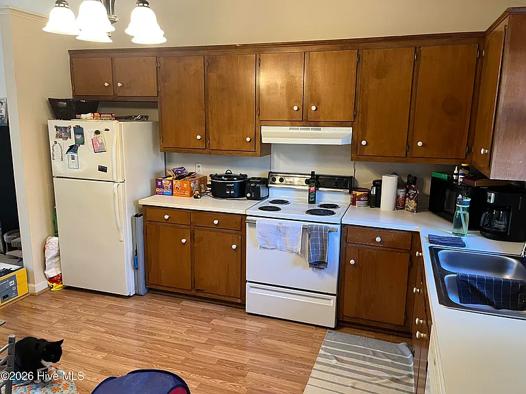 113 Wyndham Cir #A — Photo 4
