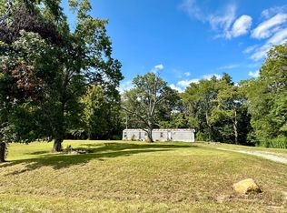 1376 & 1406 Ridge Rd, Louisville, IL 62858