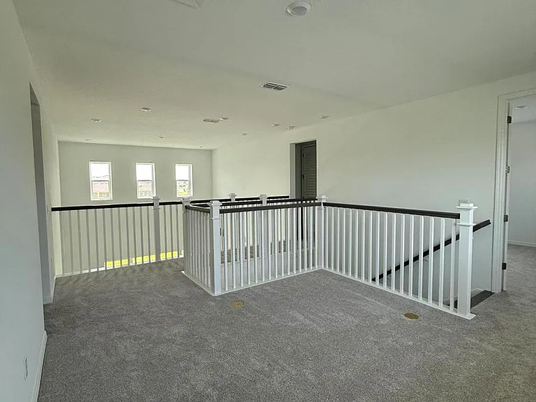 11629 SW Macelli Way — Photo 16
