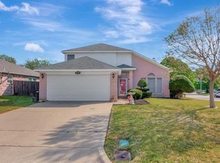 6800 Millwood St, Fort Worth, TX 76131