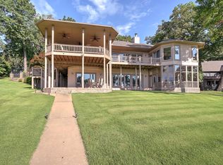 35964 Sycamore Rd, Afton, OK 74331