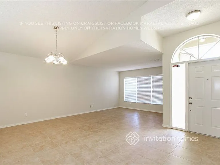 7661 Bristol Bay Ln — Photo 2