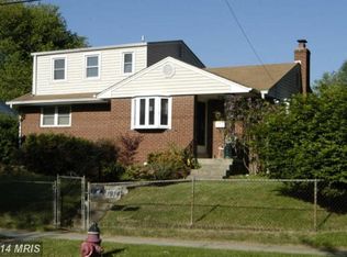 1914 Henry Rd, Rockville, MD 20851