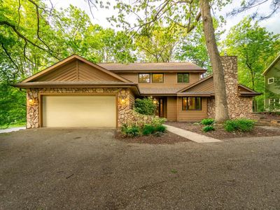 5823 Woods Edge Road, Fitchburg, WI, 53711