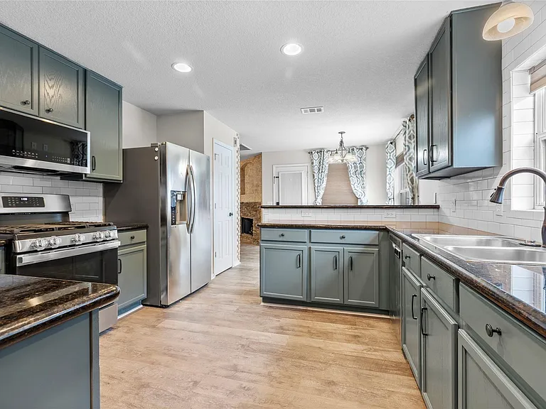 17611 S Summit Canyon Dr — Photo 11
