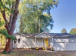 283 W Falls Rd, West Falls, NY 14170