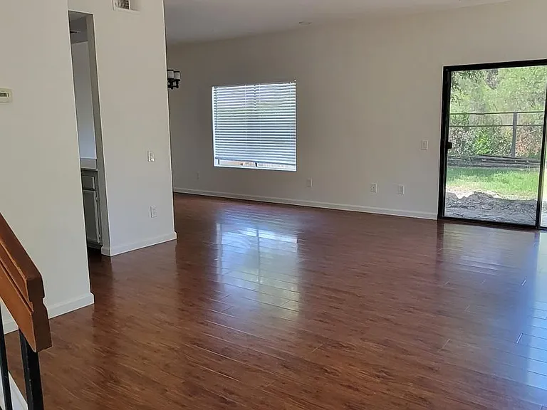 3634 Cheshire Ave — Photo 3