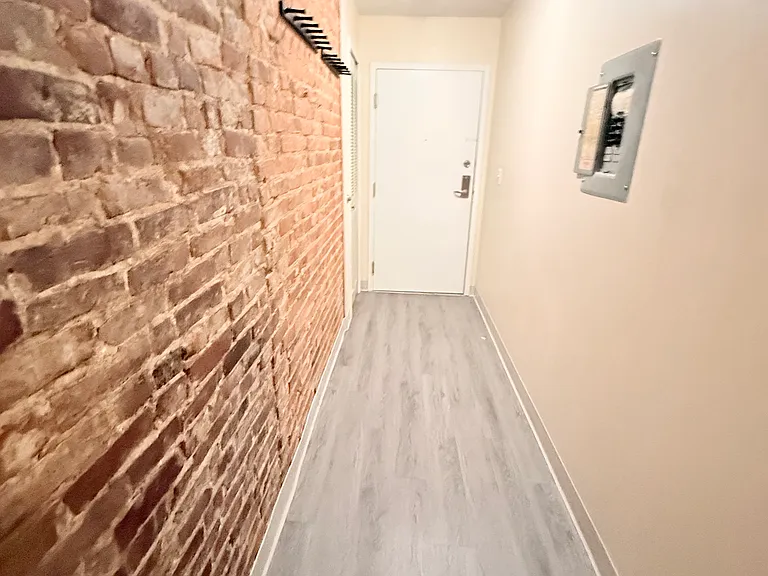 6 University Rd #201R — Photo 9